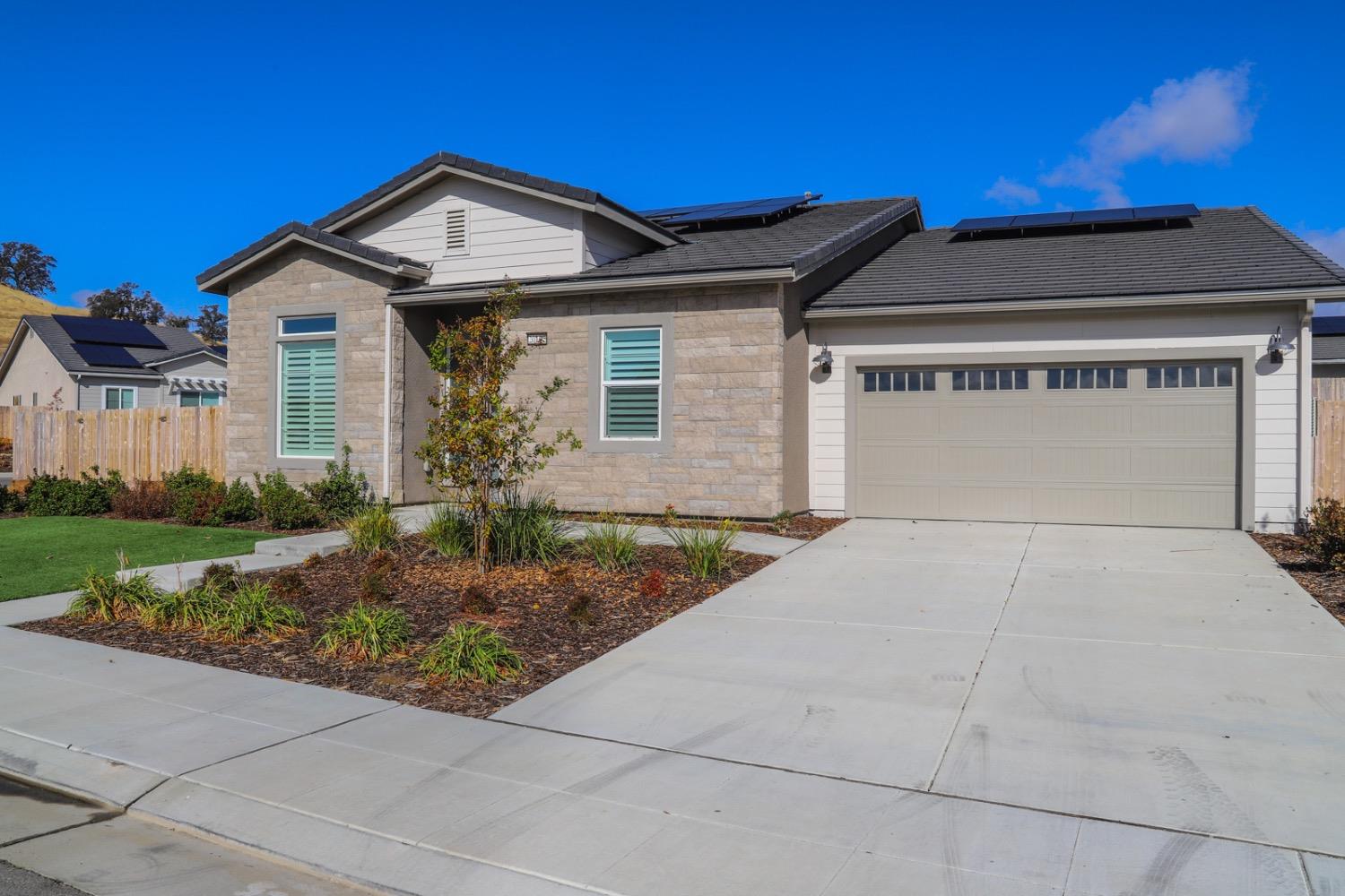 20102 Palmina Dr, Friant, CA 93626