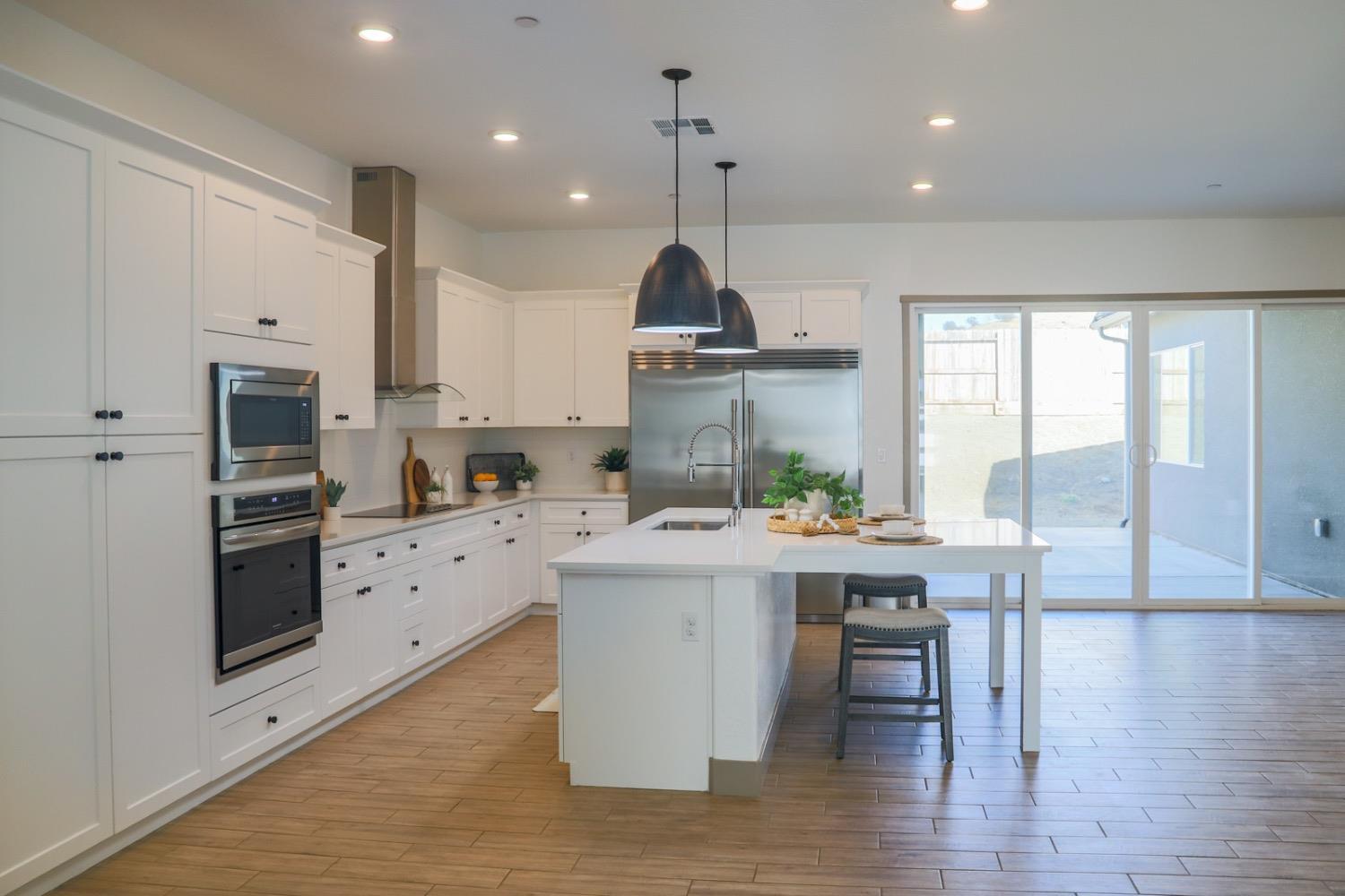 20102 Palmina Dr, Friant, CA 93626