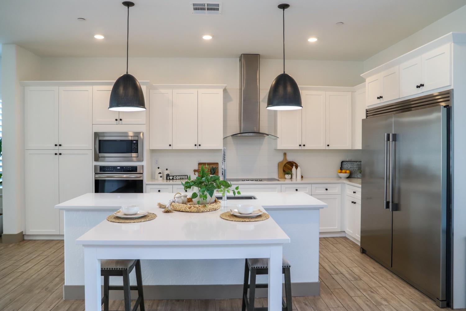 20102 Palmina Dr, Friant, CA 93626