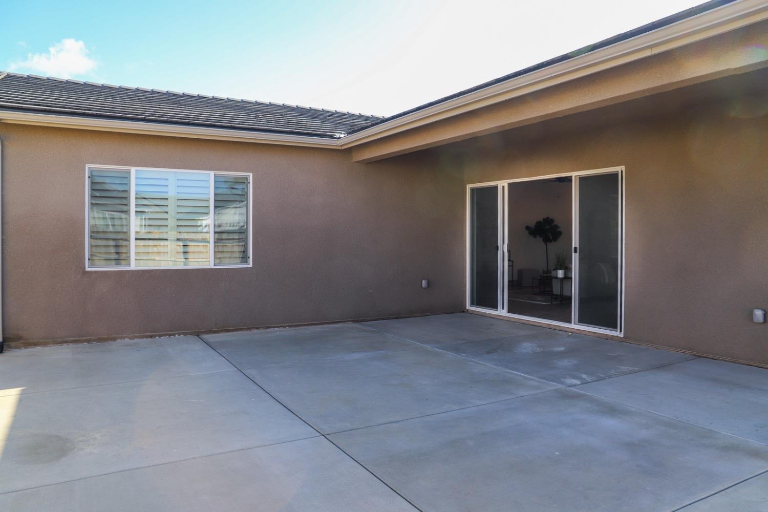 20102 Palmina Dr, Friant, CA 93626