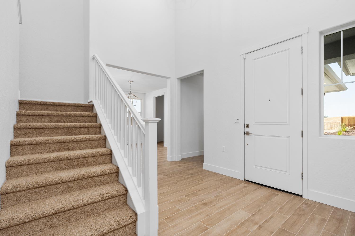 8131 Creek View, Friant, CA 93626