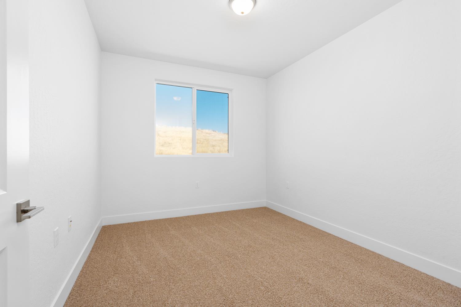 8131 Creek View, Friant, CA 93626