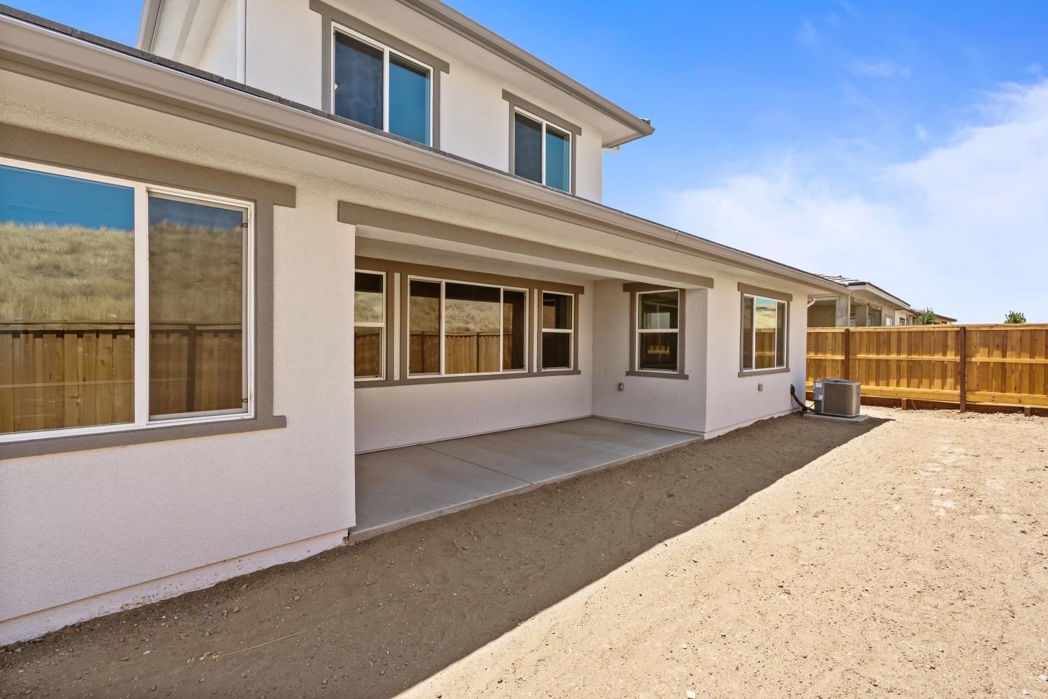 8131 Creek View, Friant, CA 93626
