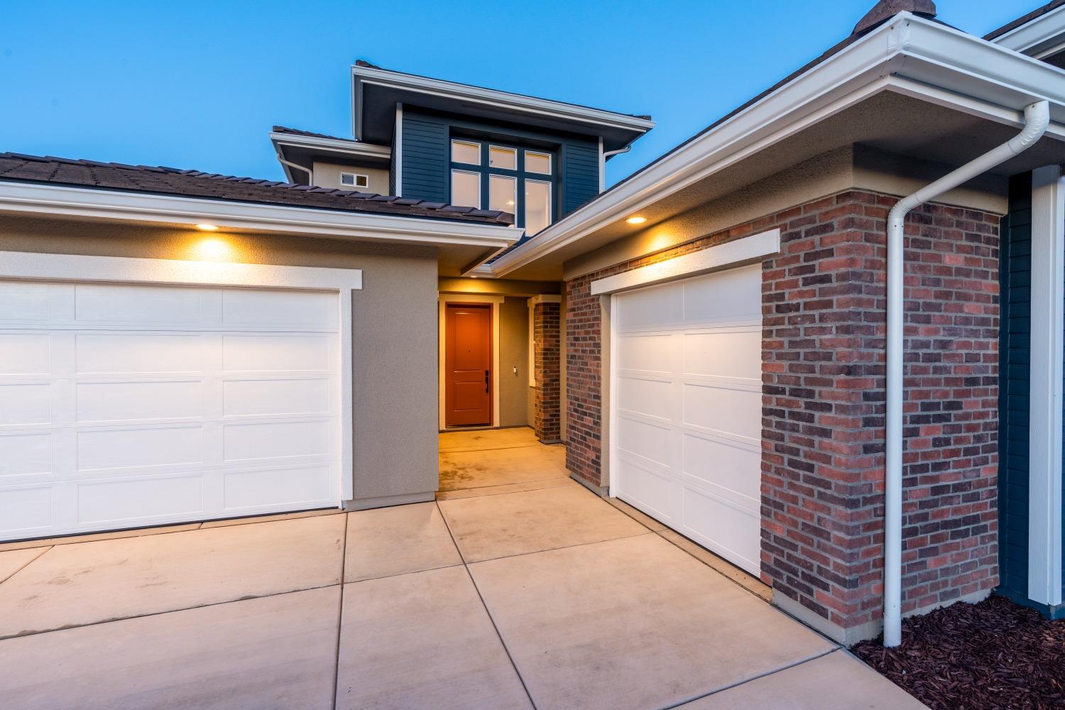 8184 Creek View, Friant, CA 93626