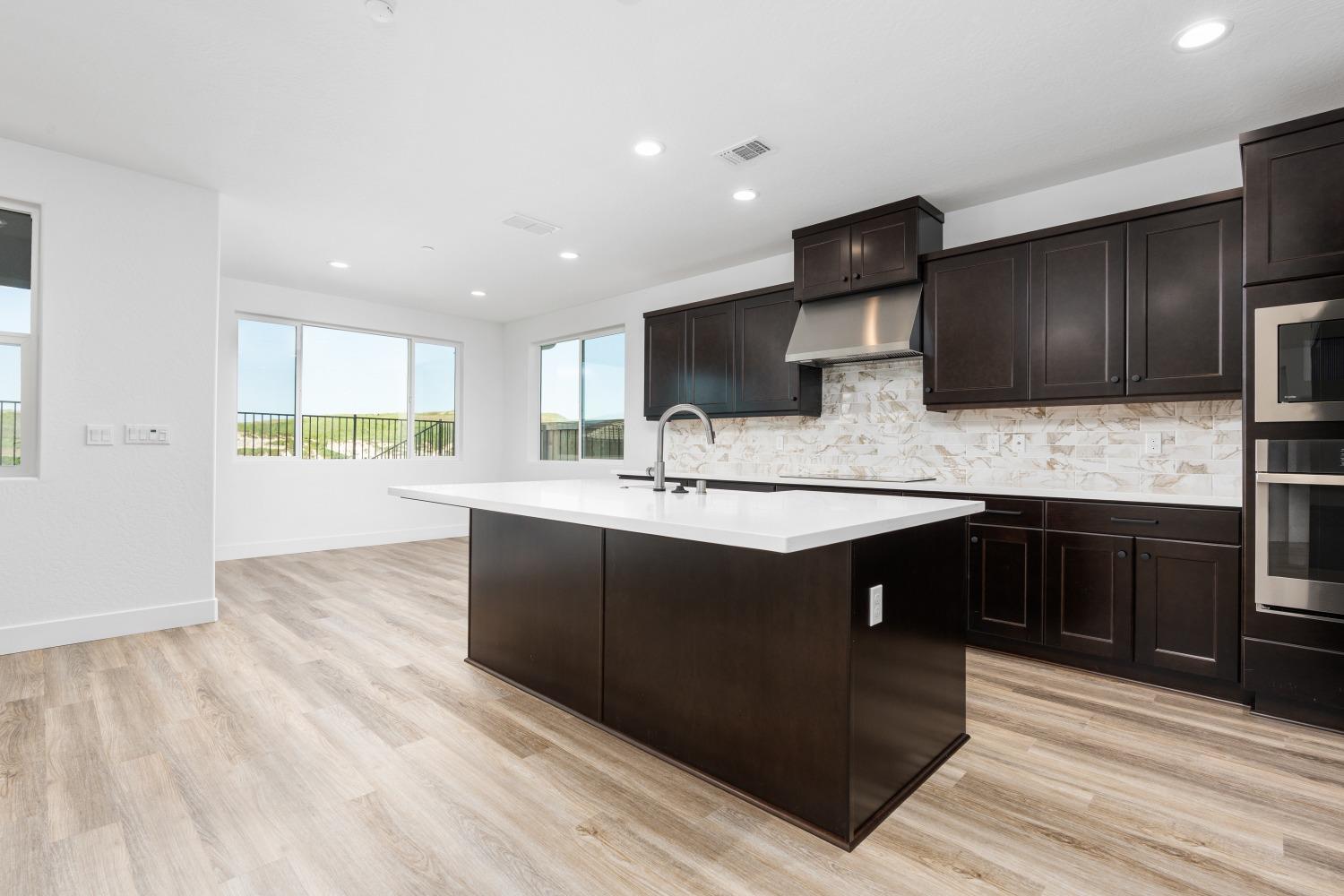 8184 Creek View, Friant, CA 93626