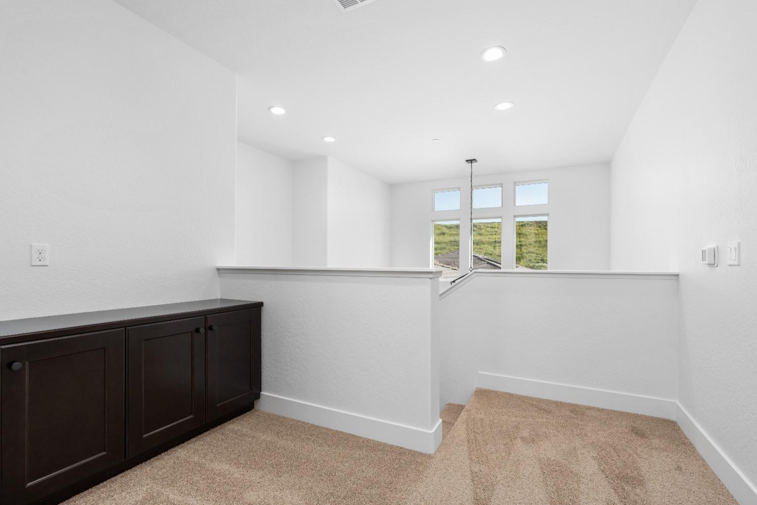 8184 Creek View, Friant, CA 93626