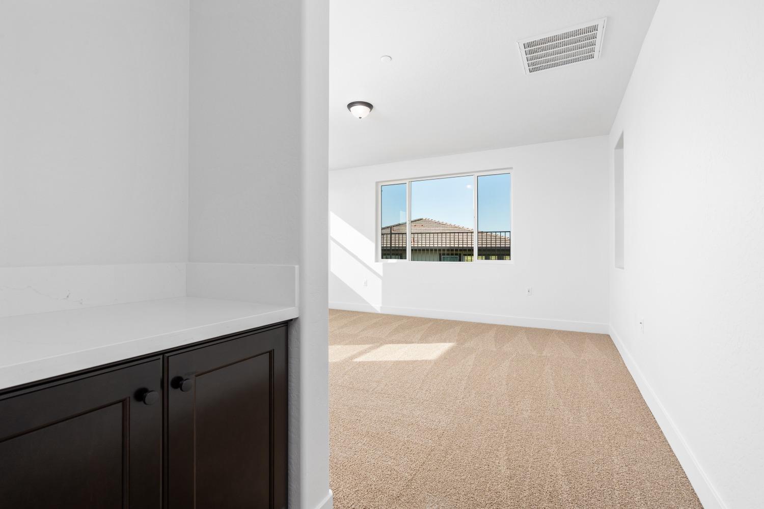 8184 Creek View, Friant, CA 93626