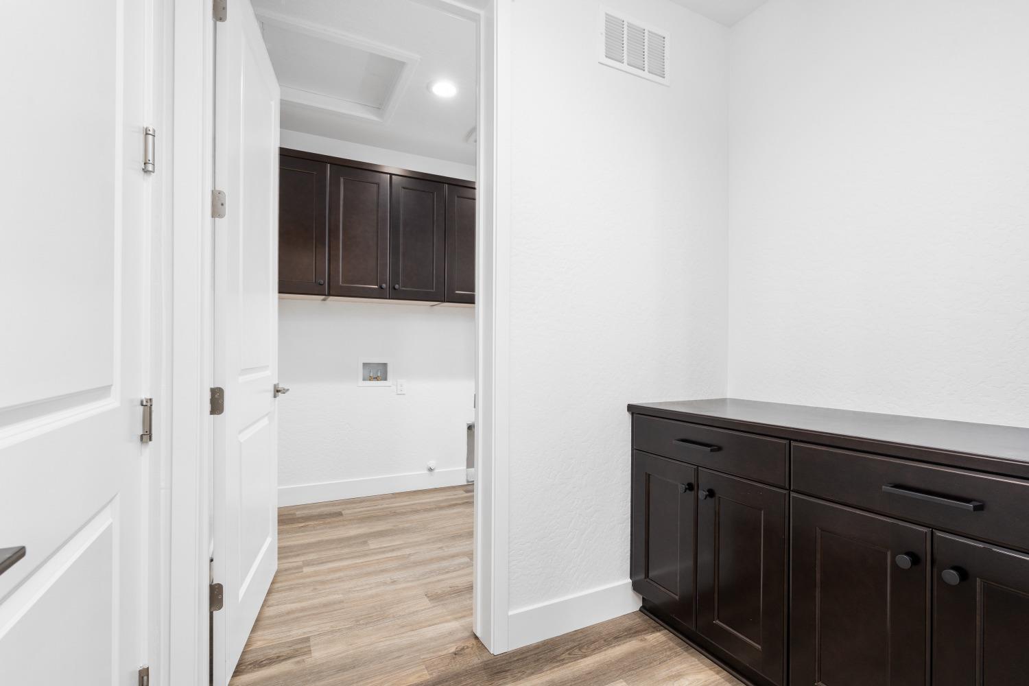 8184 Creek View, Friant, CA 93626