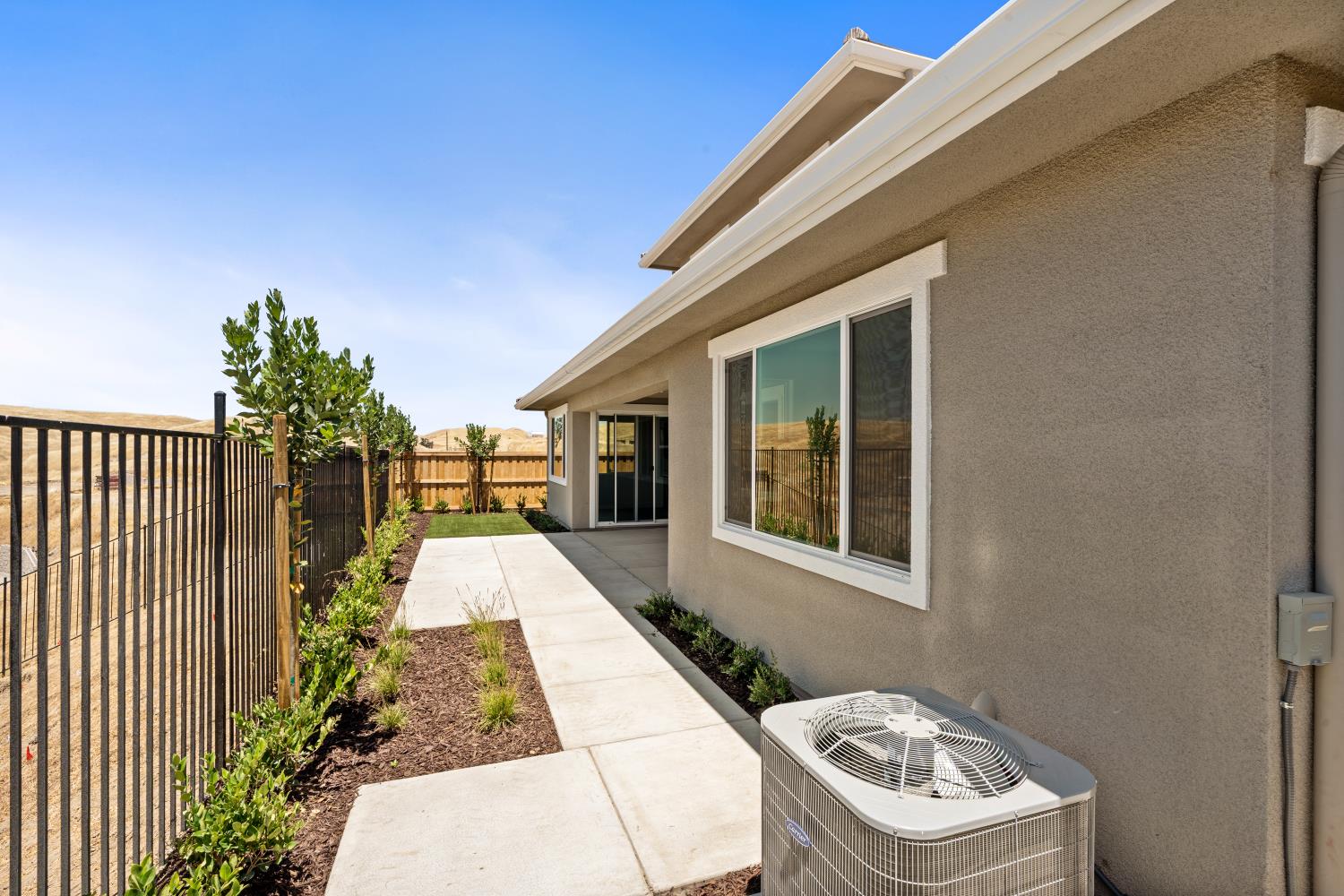 8184 Creek View, Friant, CA 93626