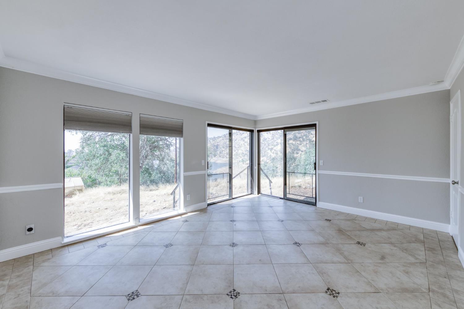 20515 Galileo Ct, Friant, CA 93626