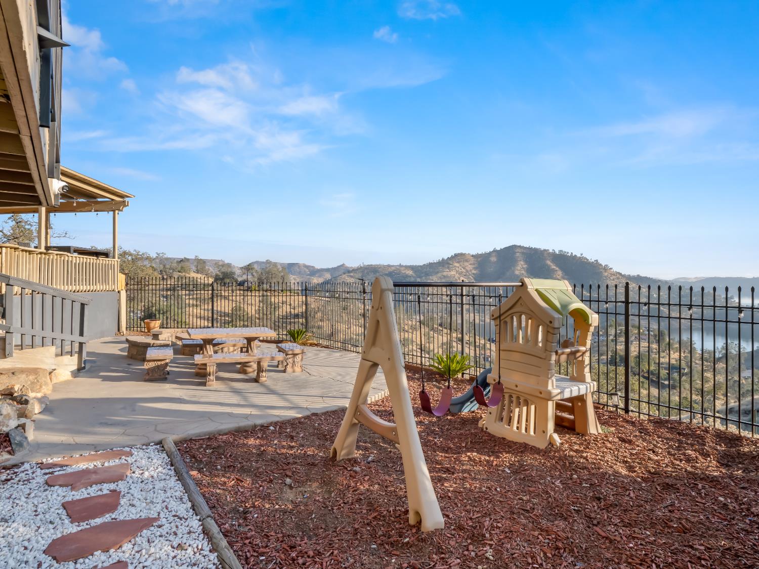49351 Ralston Ridge, Friant, CA 93626