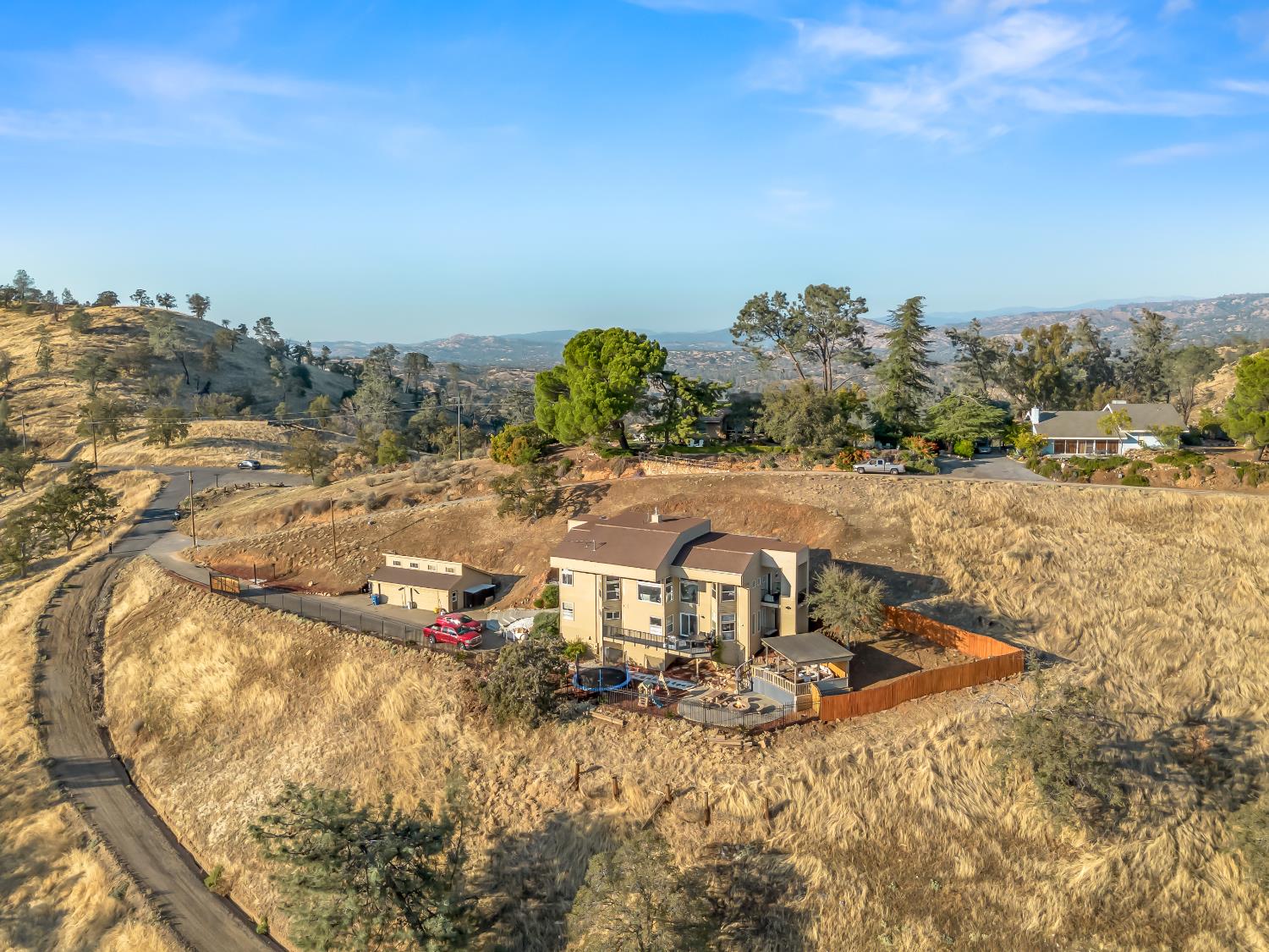 49351 Ralston Ridge, Friant, CA 93626