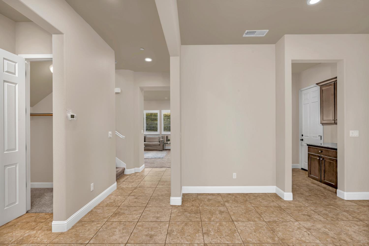 18677 Via Bellagio, Friant, CA 93626