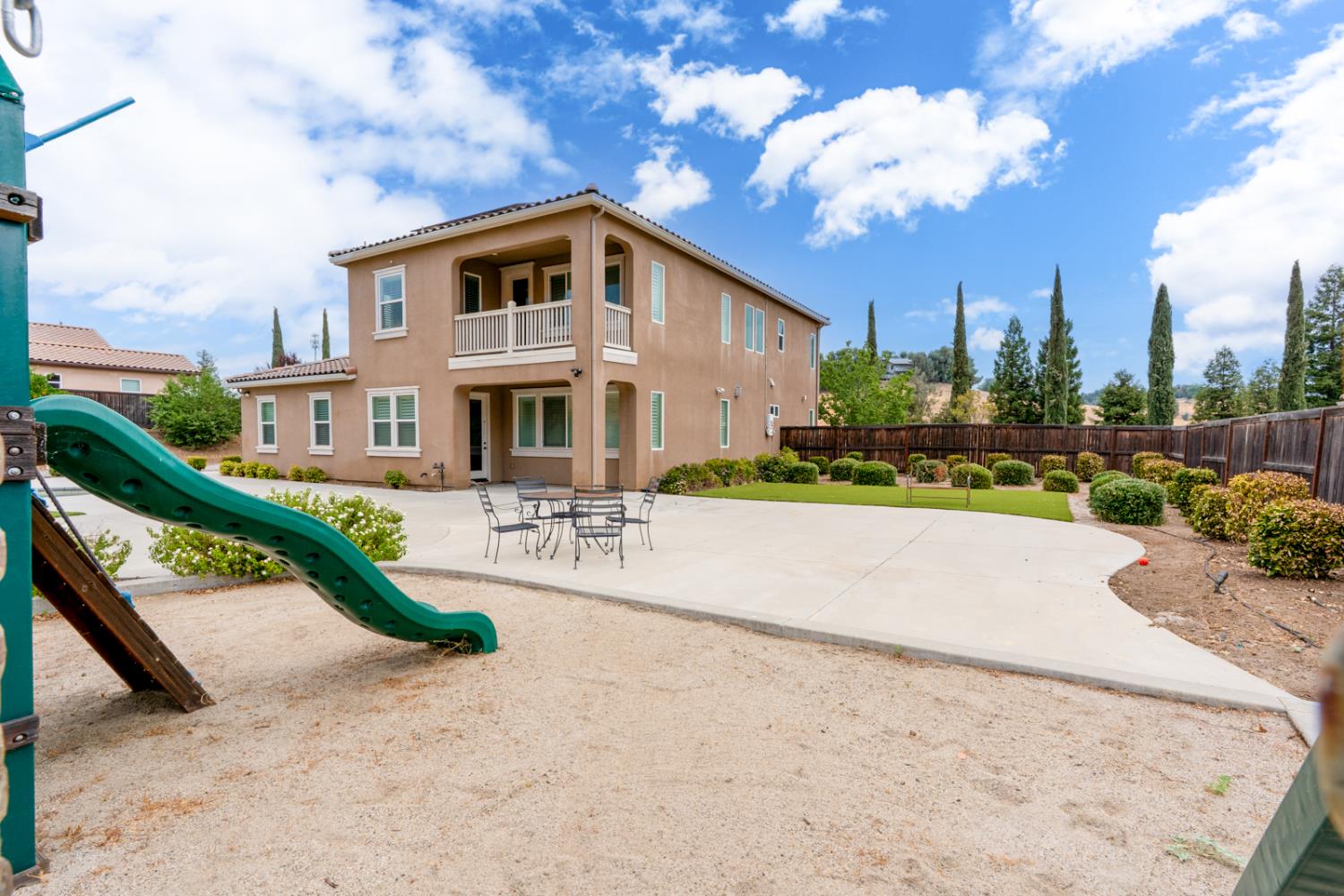 18677 Via Bellagio, Friant, CA 93626