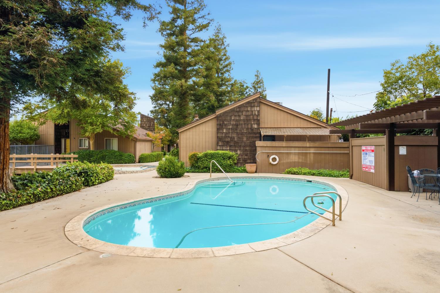 4869 N Harrison Ave #109, Fresno, CA 93704