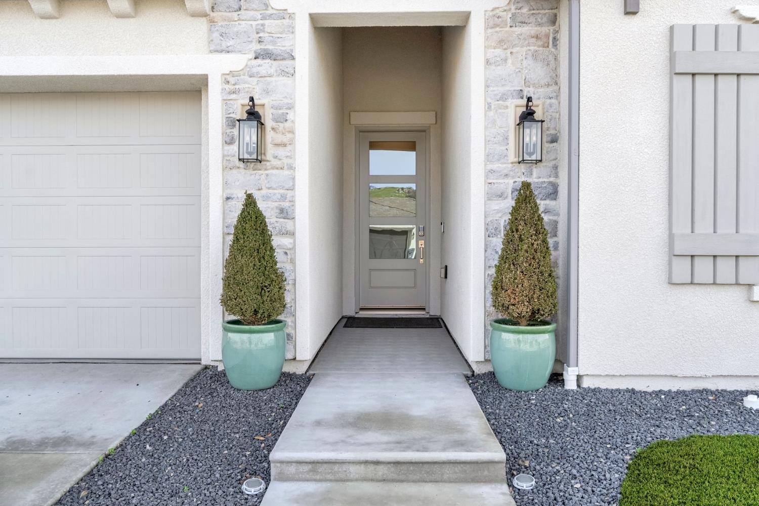 19719 Desert Willow Ln, Friant, CA 93626