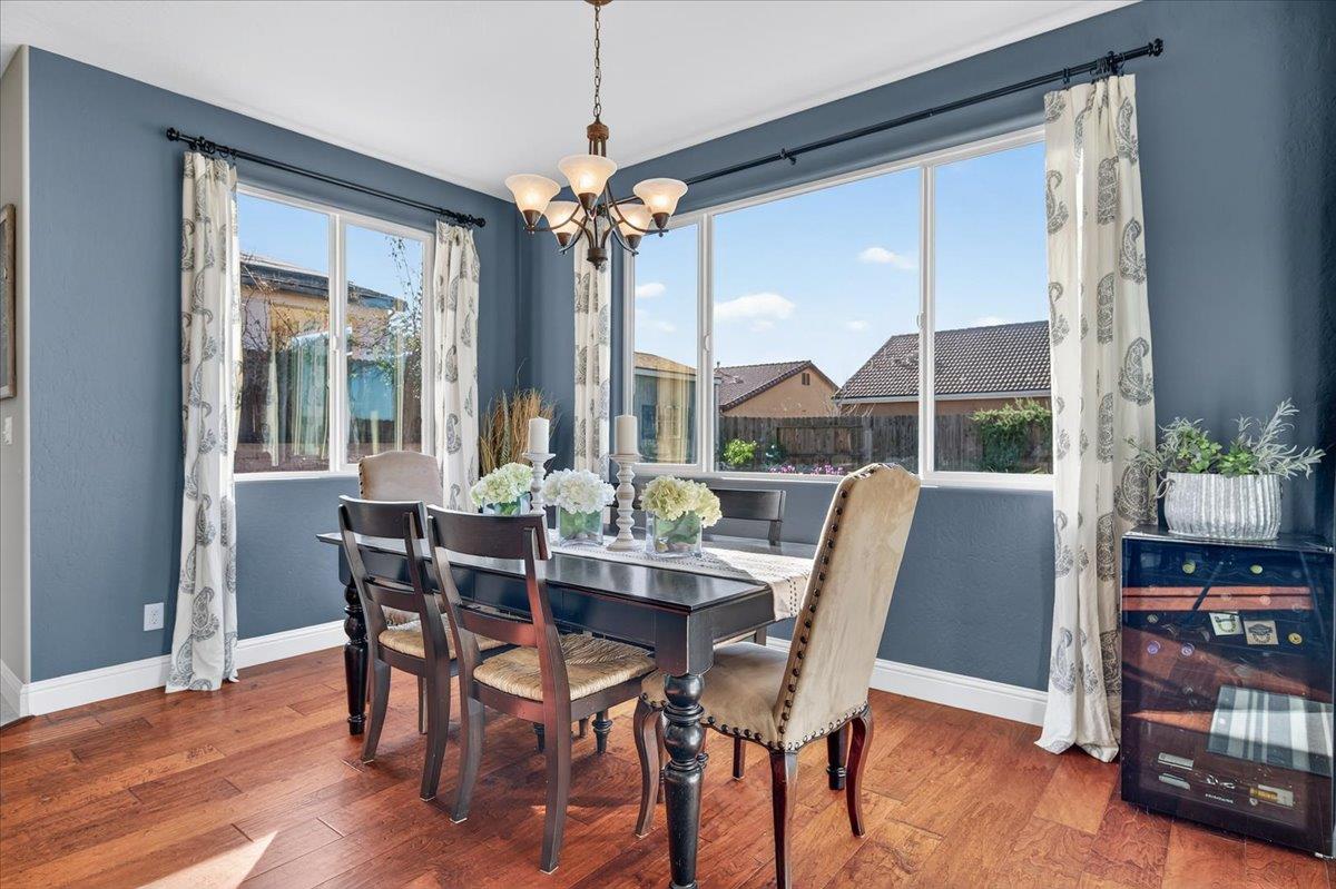 21238 Lago Bello Ln, Friant, CA 93626