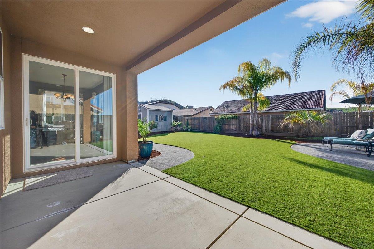 21238 Lago Bello Ln, Friant, CA 93626