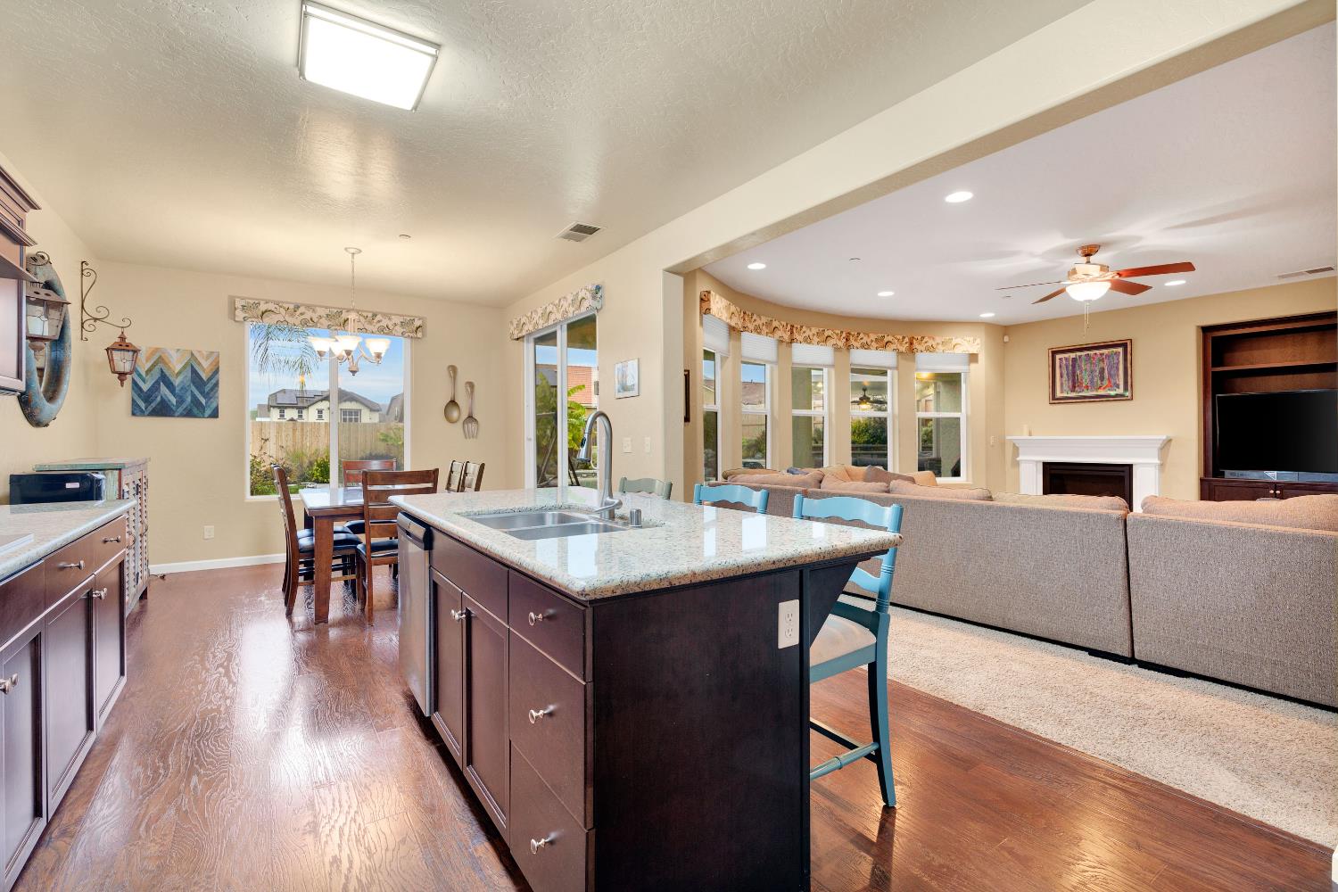 21321 Tramonto Ln, Friant, CA 93626