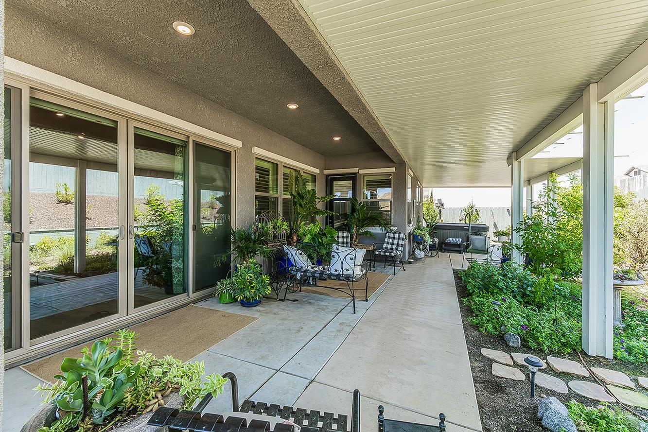 19732 Desert Willow Ln, Friant, CA 93626