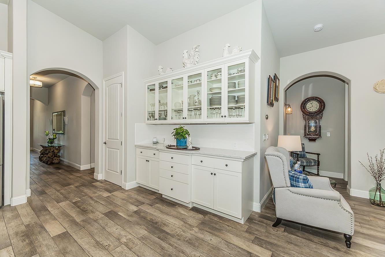 19732 Desert Willow Ln, Friant, CA 93626