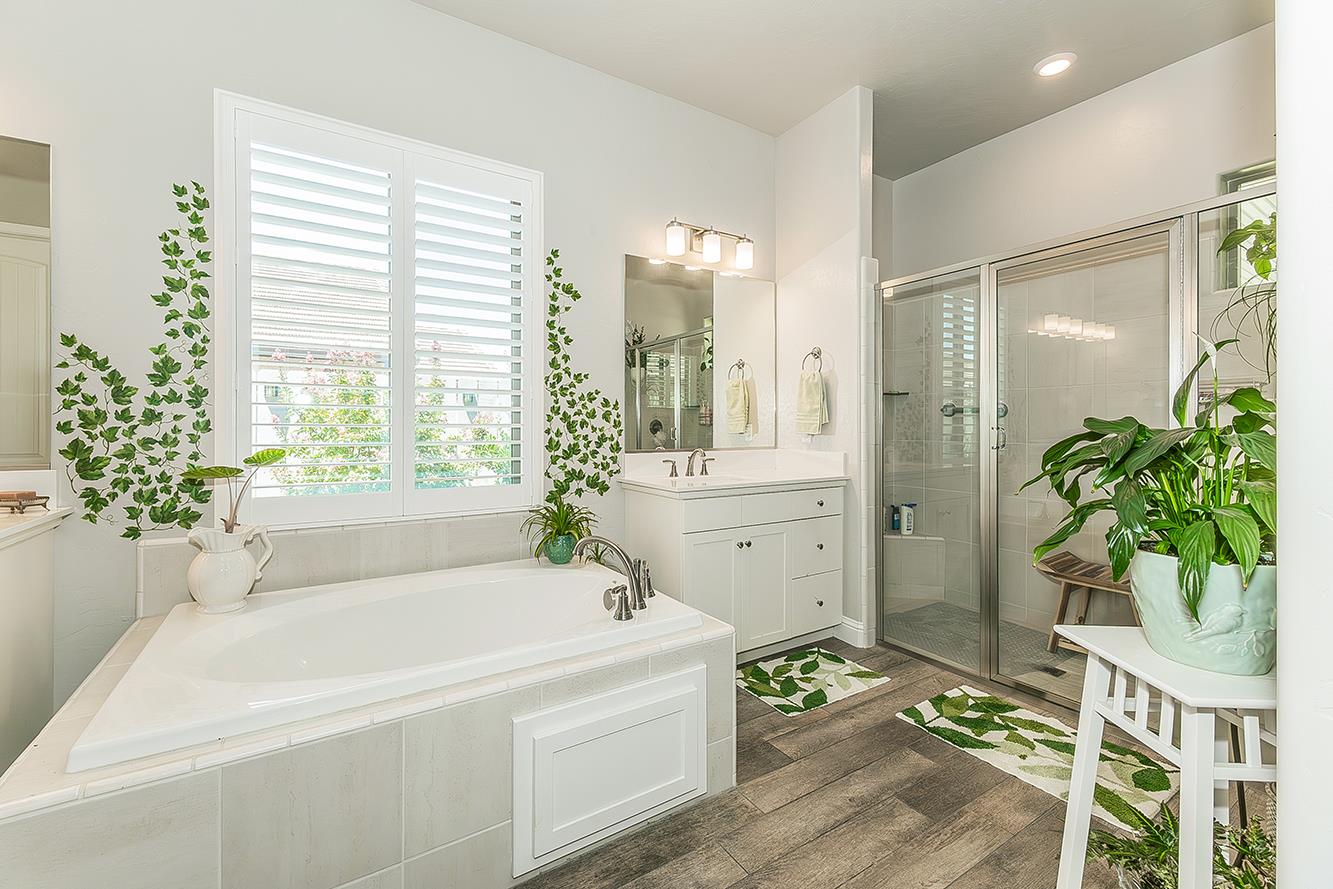 19732 Desert Willow Ln, Friant, CA 93626