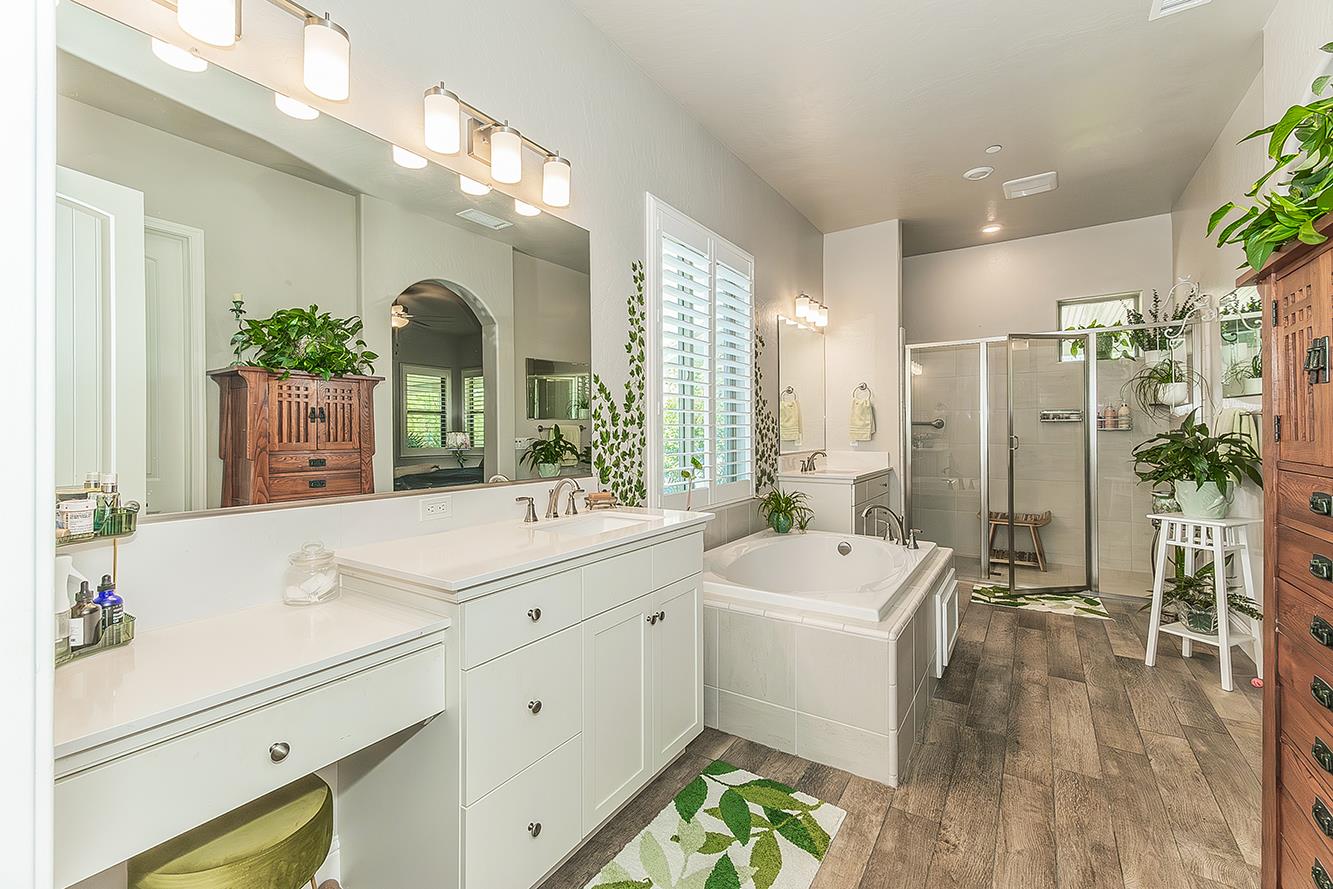 19732 Desert Willow Ln, Friant, CA 93626