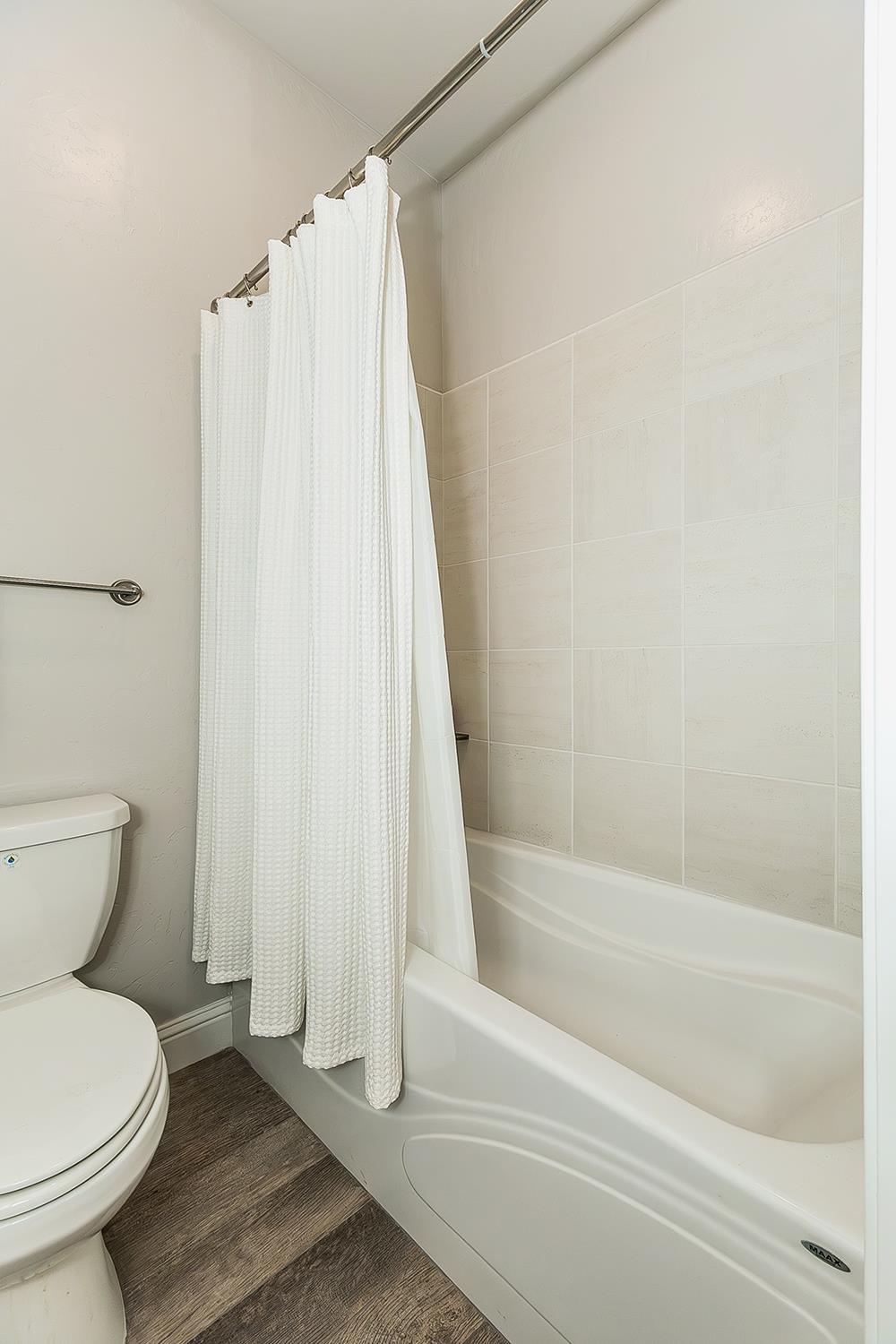 19732 Desert Willow Ln, Friant, CA 93626