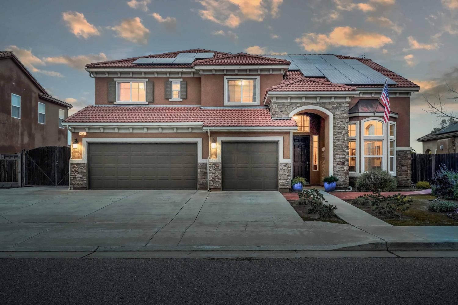 21261 Tramonto Ln, Friant, CA 93626