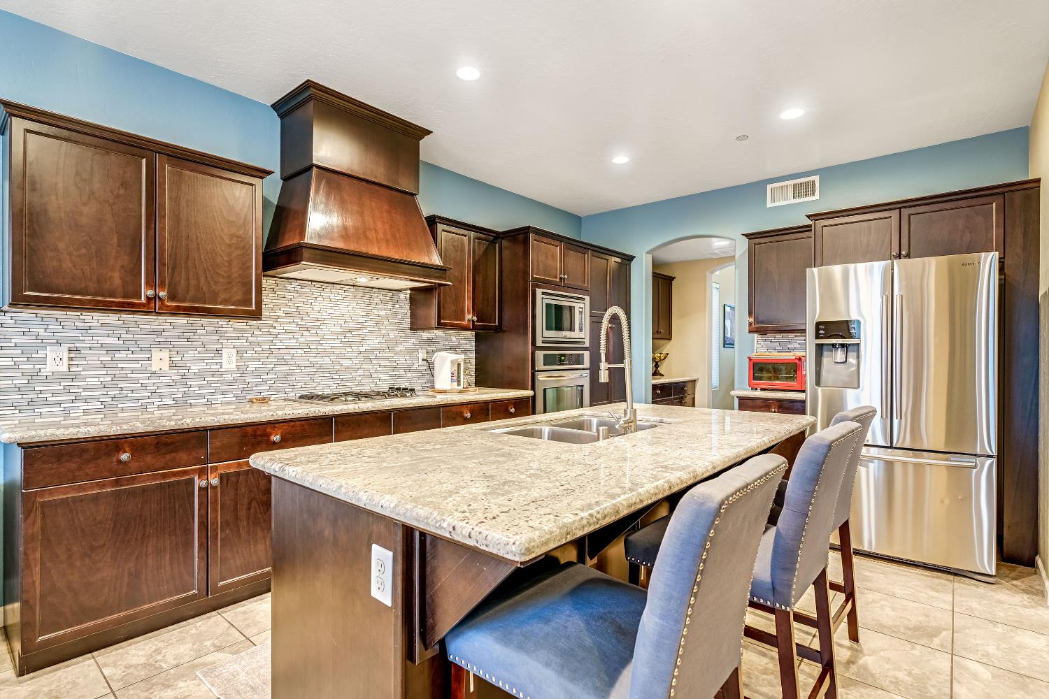 21261 Tramonto Ln, Friant, CA 93626