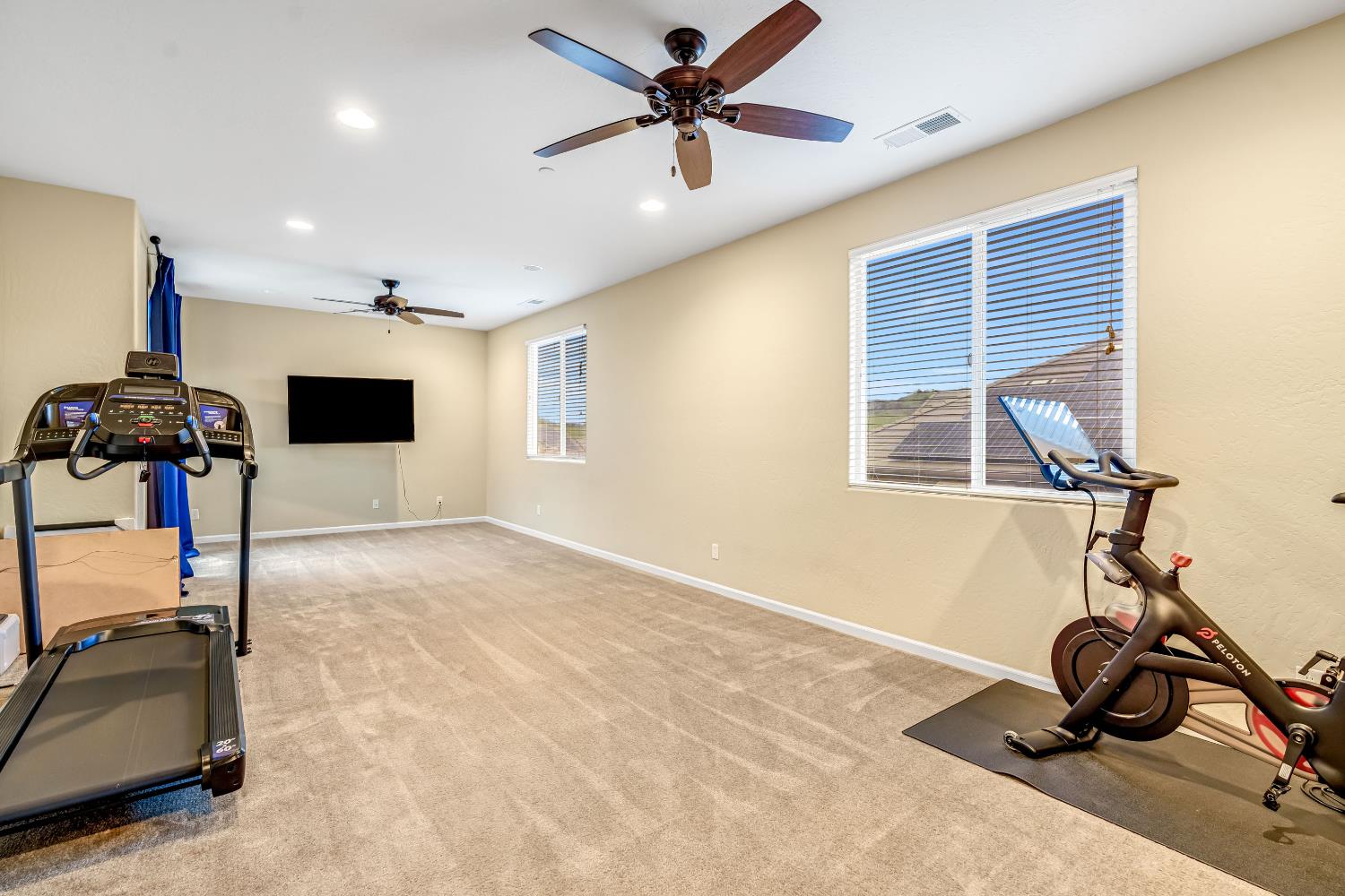 21261 Tramonto Ln, Friant, CA 93626