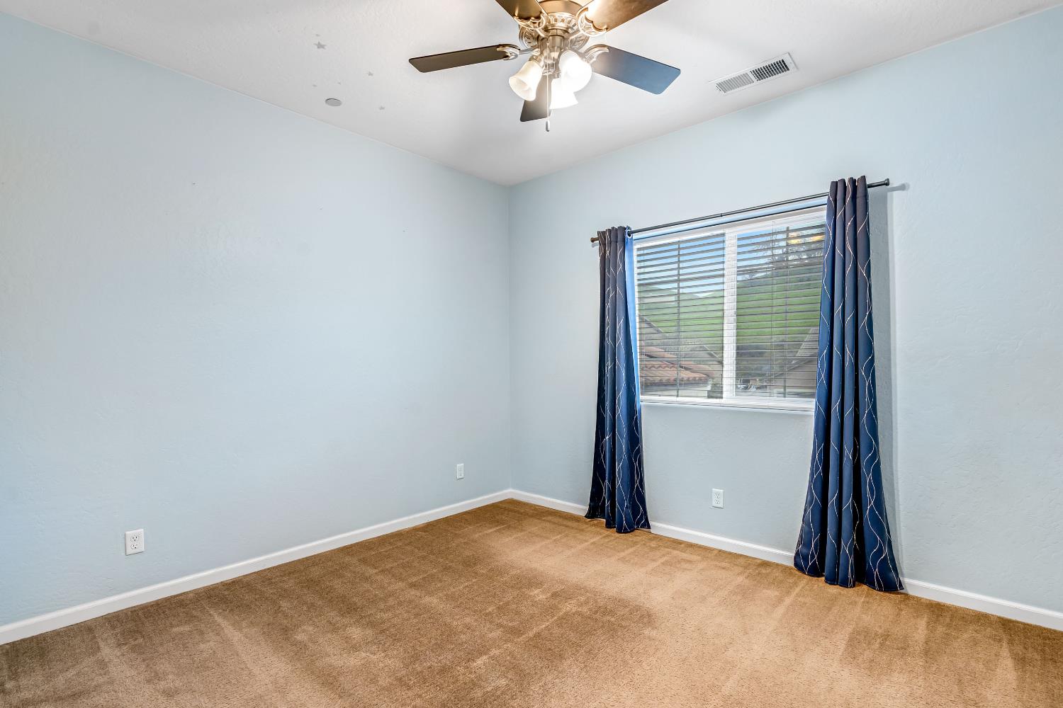 21261 Tramonto Ln, Friant, CA 93626