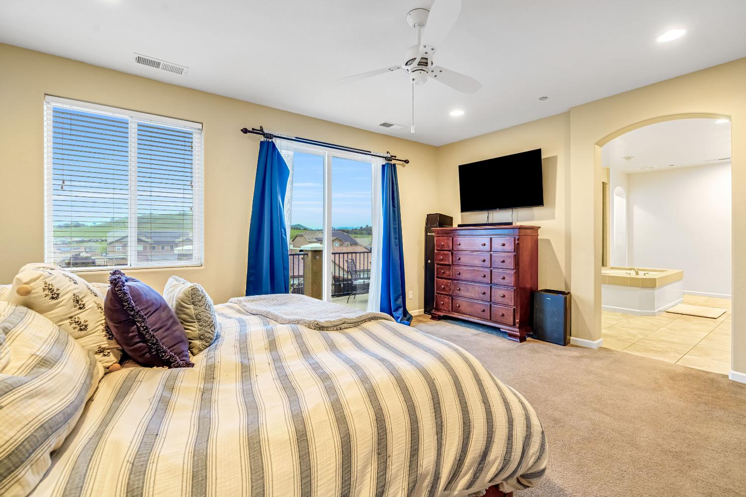 21261 Tramonto Ln, Friant, CA 93626