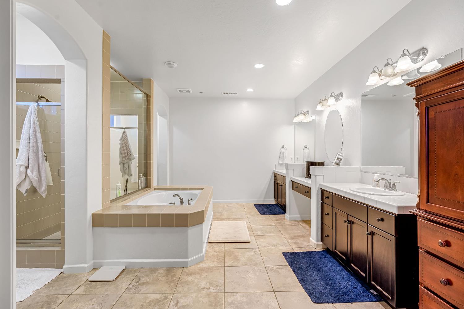 21261 Tramonto Ln, Friant, CA 93626