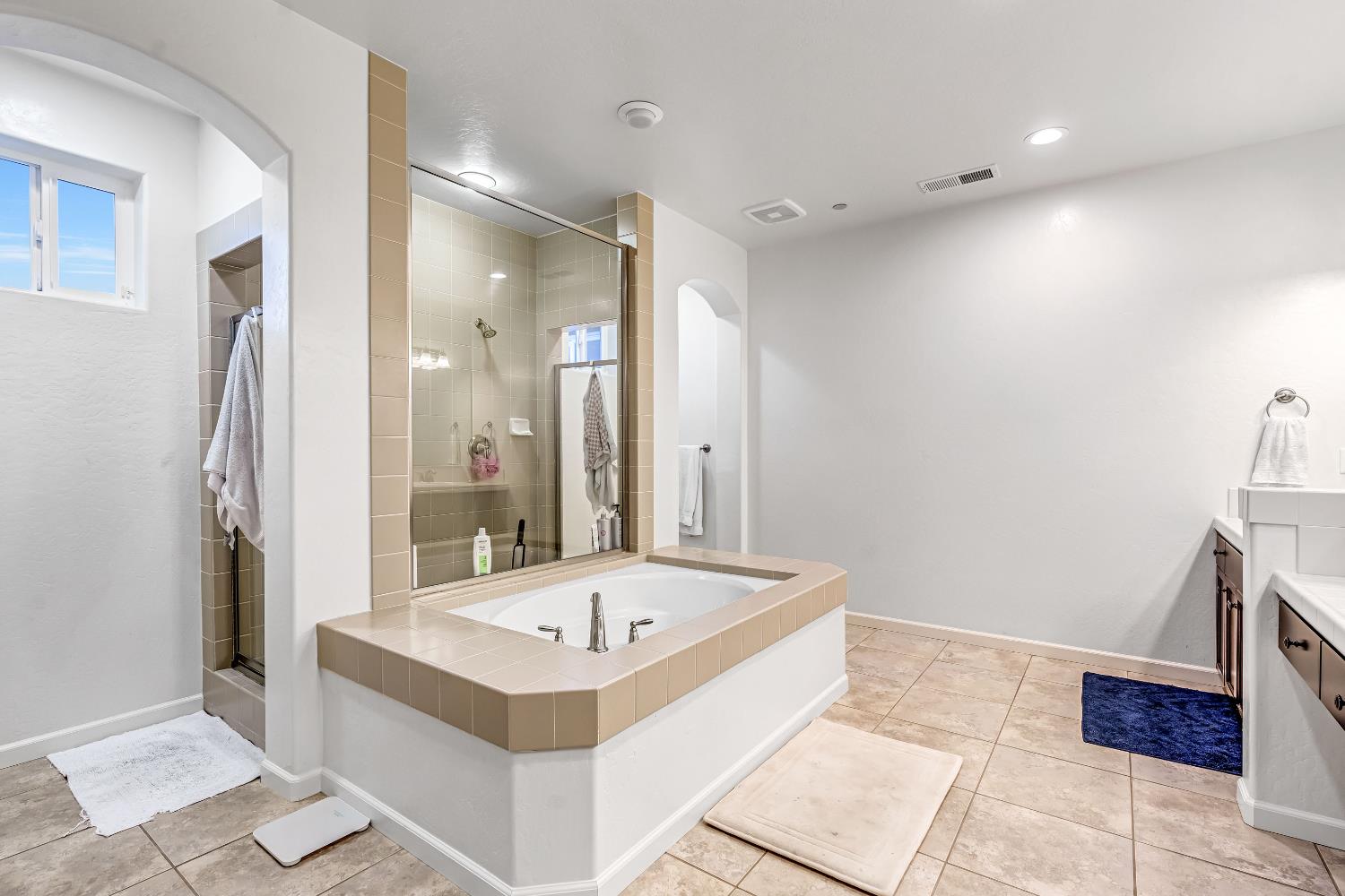 21261 Tramonto Ln, Friant, CA 93626