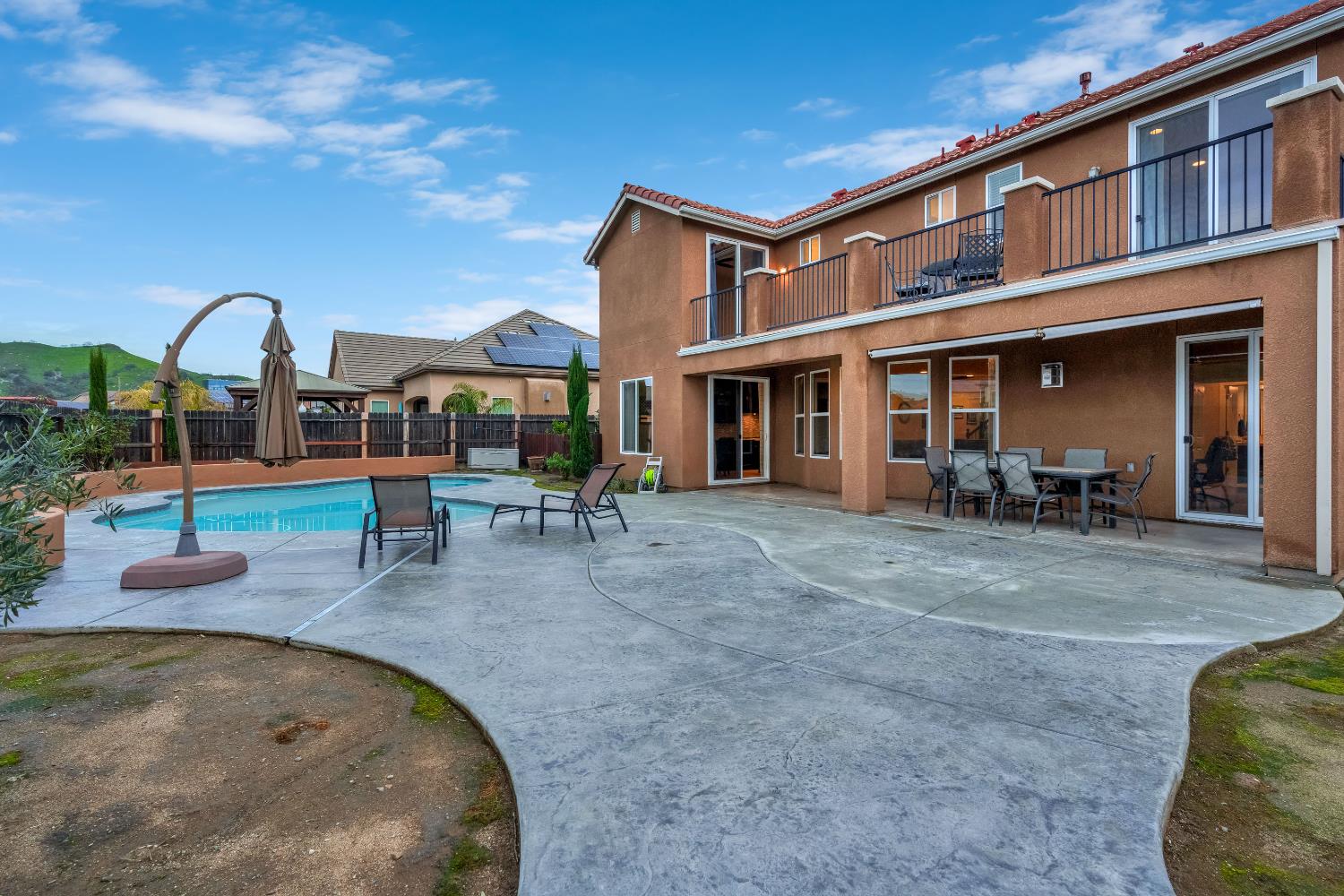 21261 Tramonto Ln, Friant, CA 93626