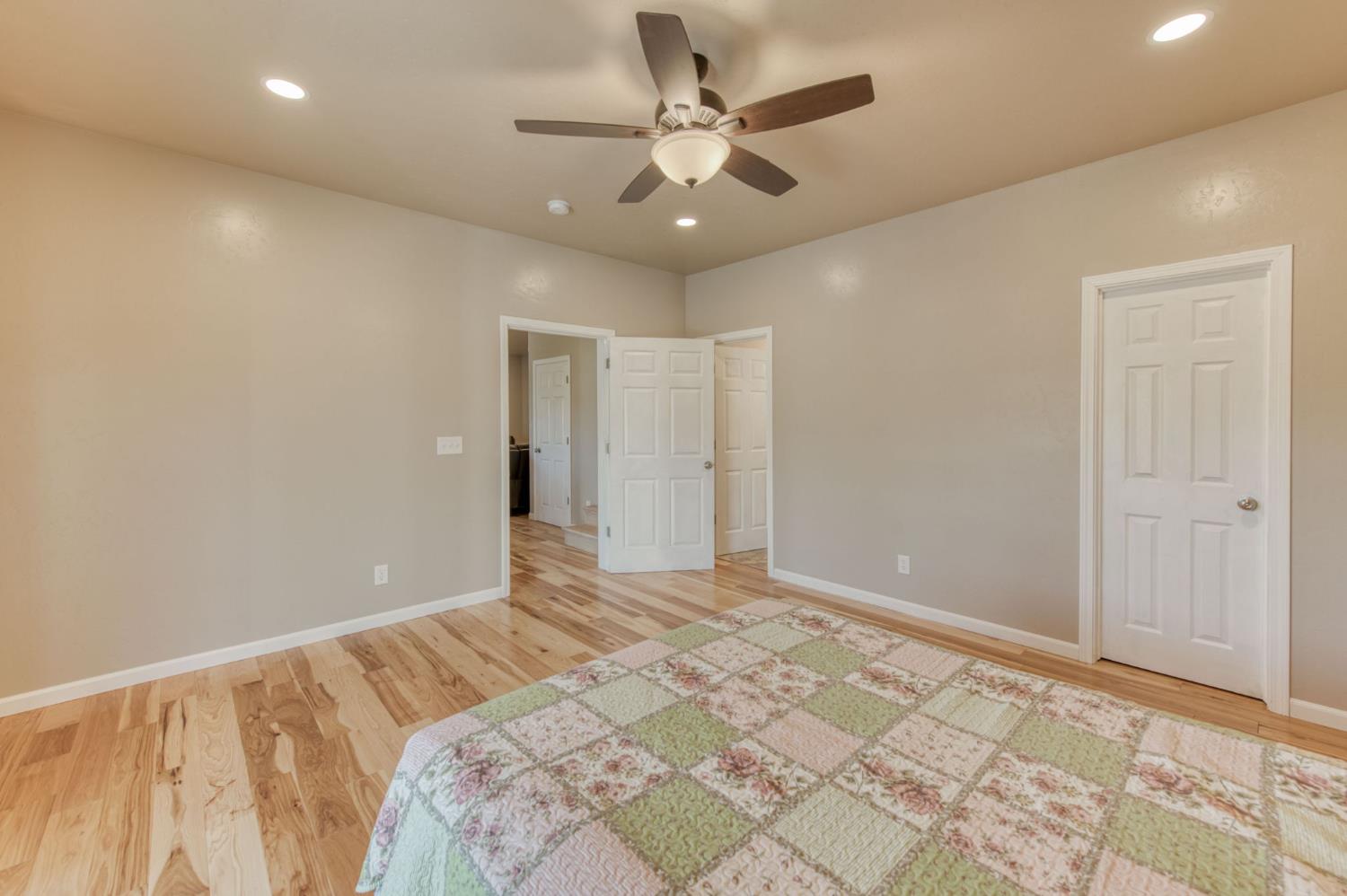 28053 Sky Harbour Rd, Friant, CA 93626