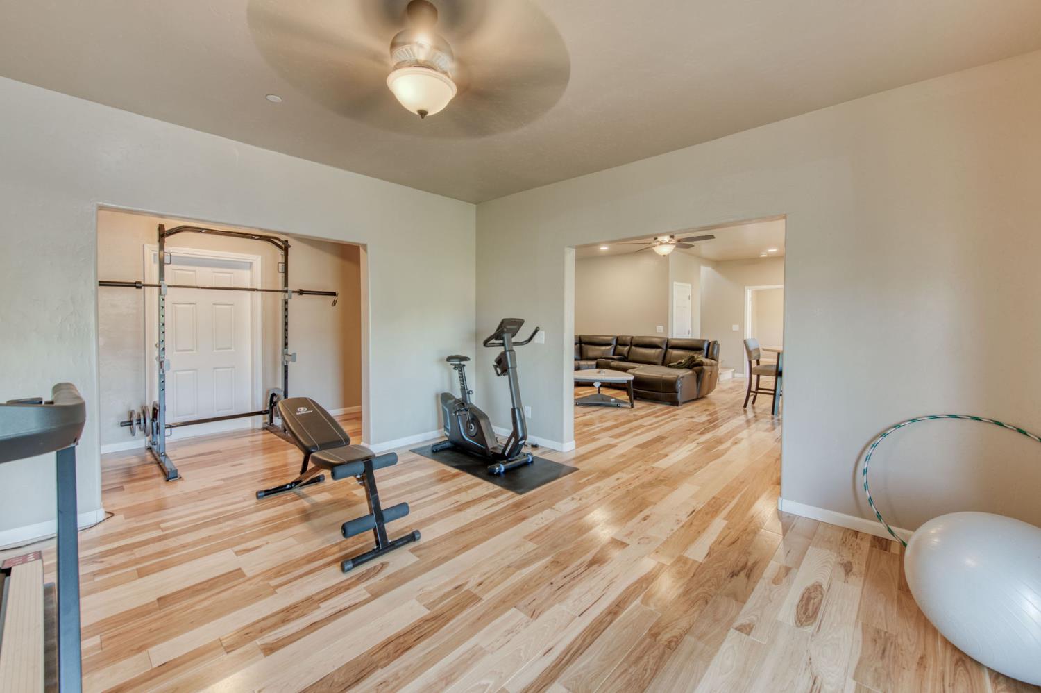 28053 Sky Harbour Rd, Friant, CA 93626