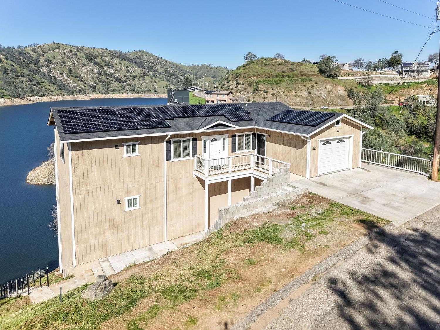 28053 Sky Harbour Rd, Friant, CA 93626