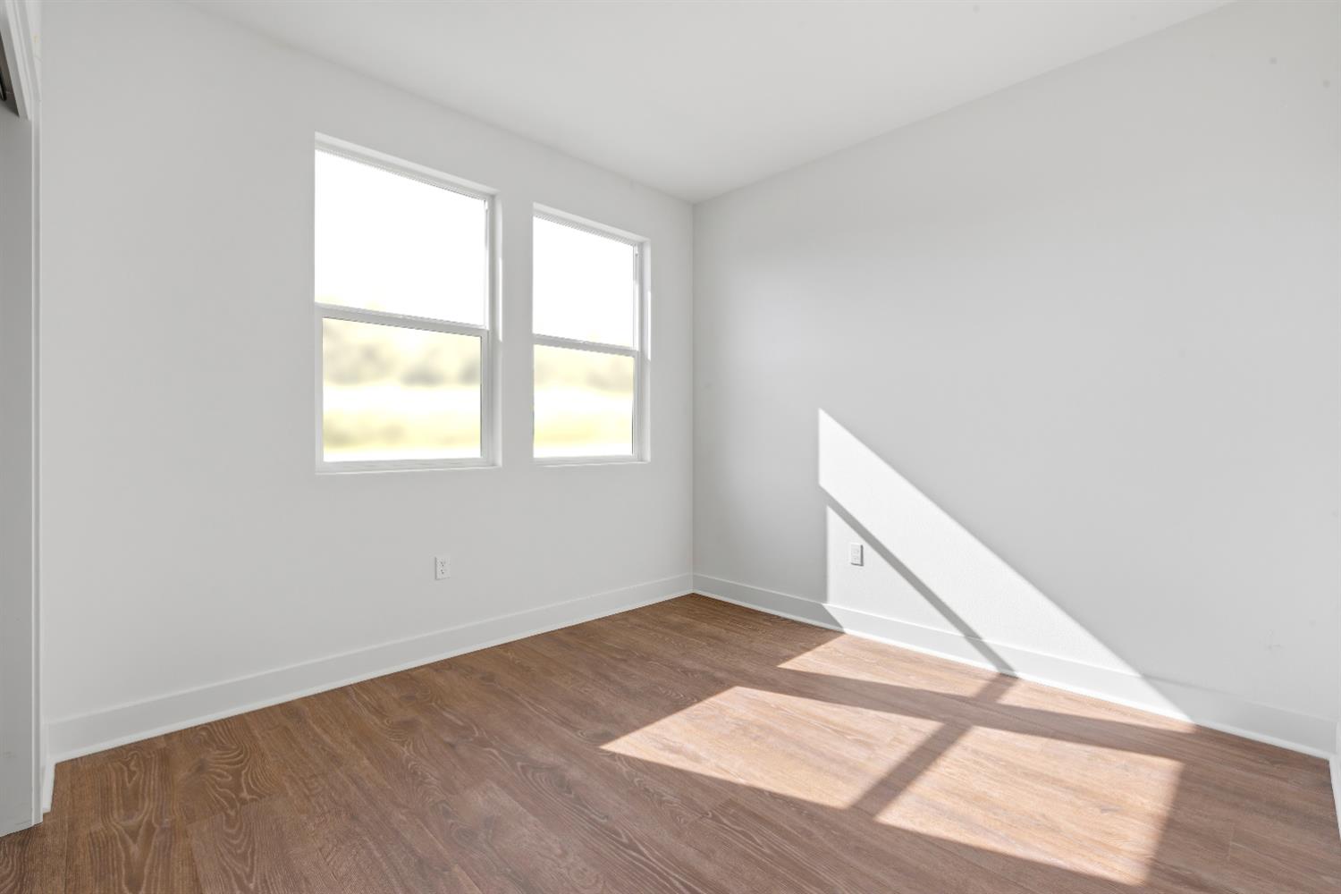 8105 Cottonwood Dr, Friant, CA 93626