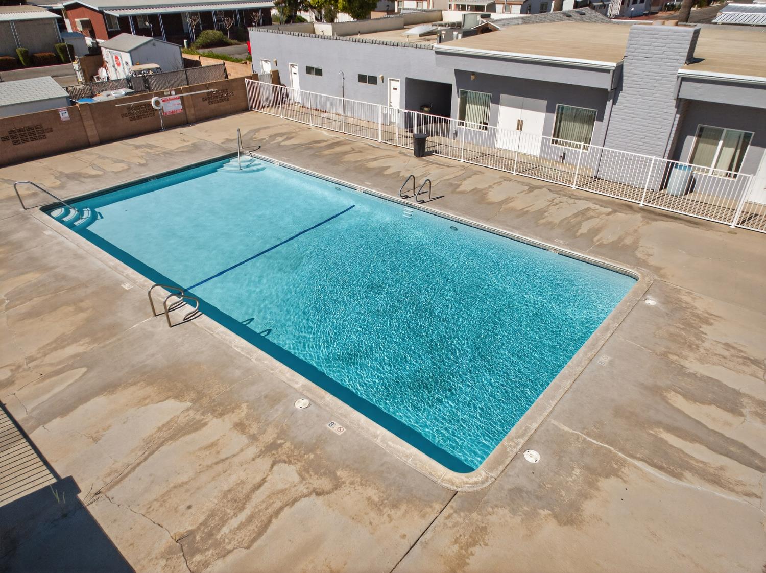 105 W Herndon Ave #SPC64, Pinedale, CA 93650