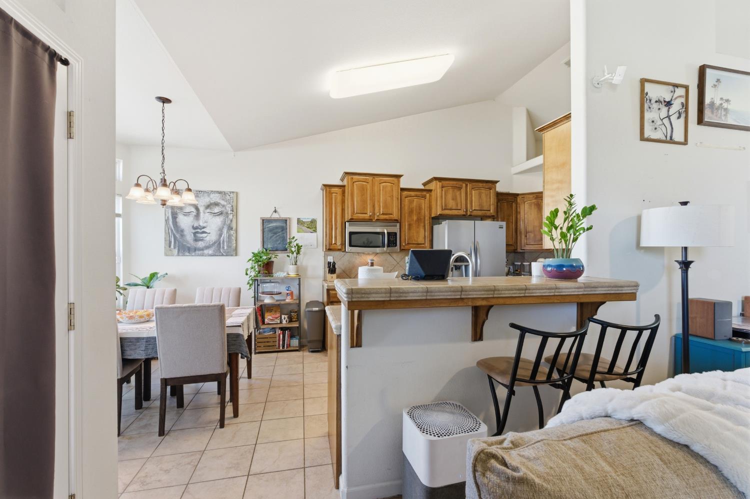 5659 N Brent Ave, Fresno, CA 93723