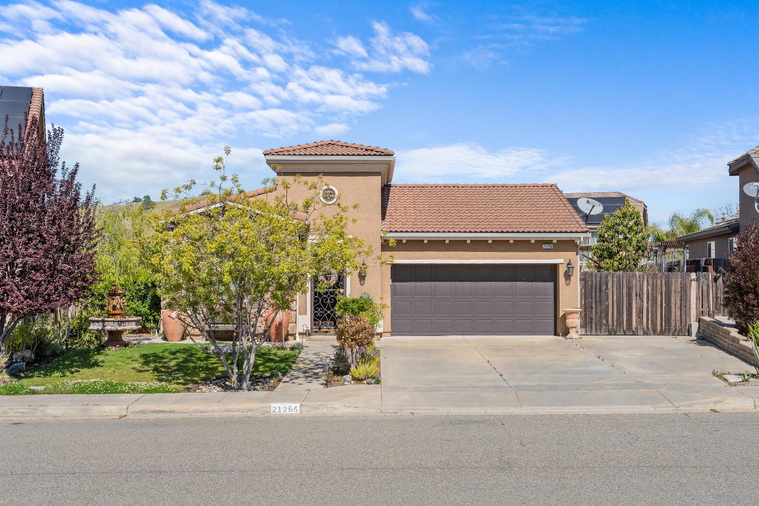 21255 Ruscello Ln, Friant, CA 93626