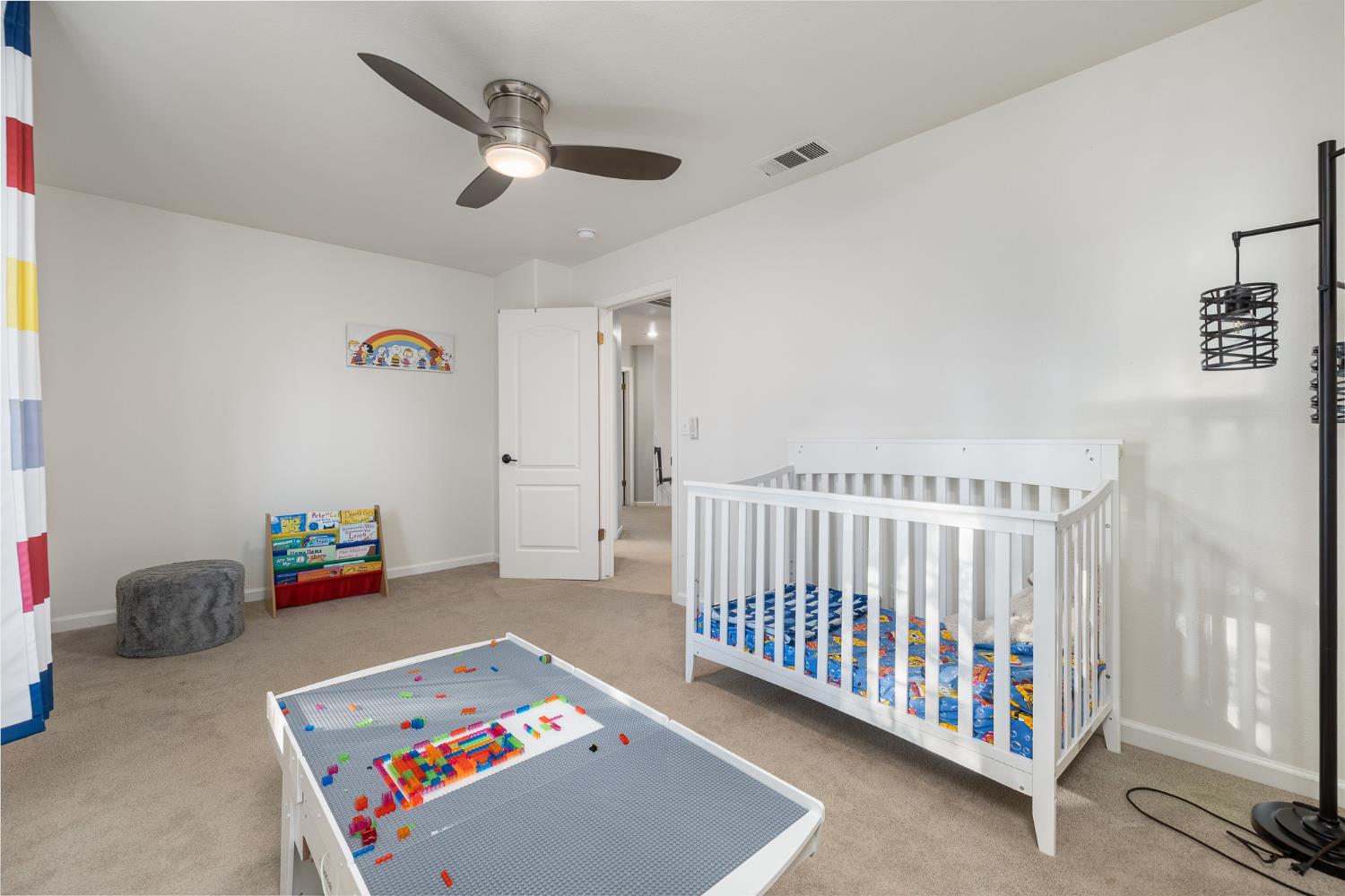 10340 N Sinclair Cir, Fresno, CA 93730