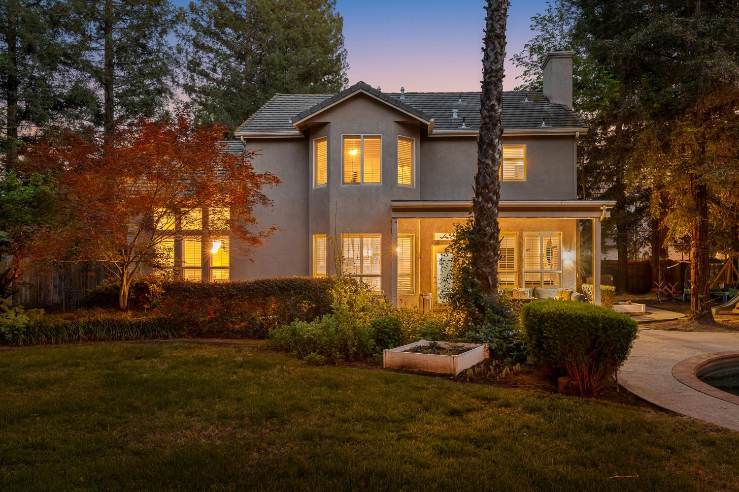 10340 N Sinclair Cir, Fresno, CA 93730