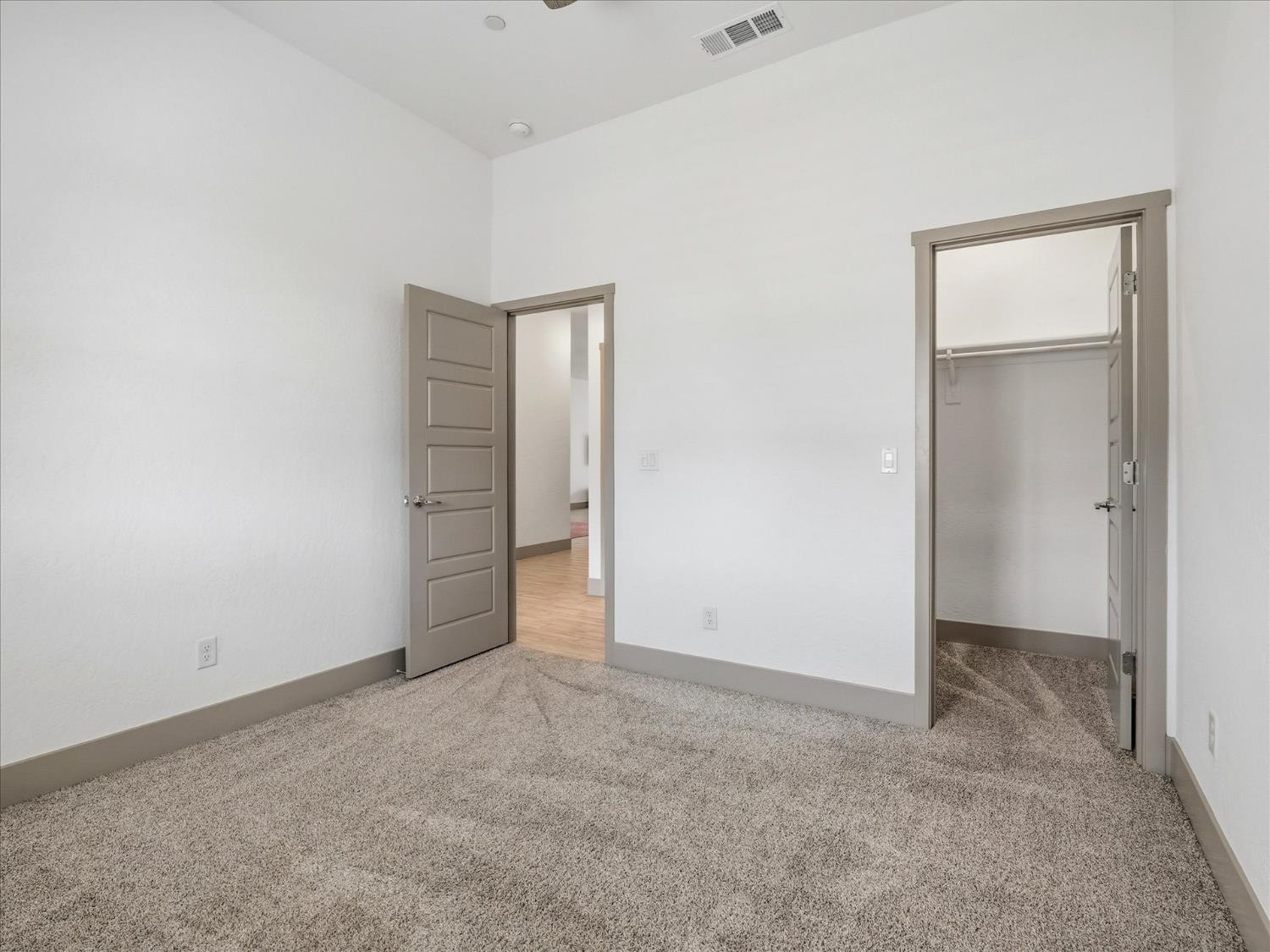 20112 Siena Dr, Friant, CA 93626