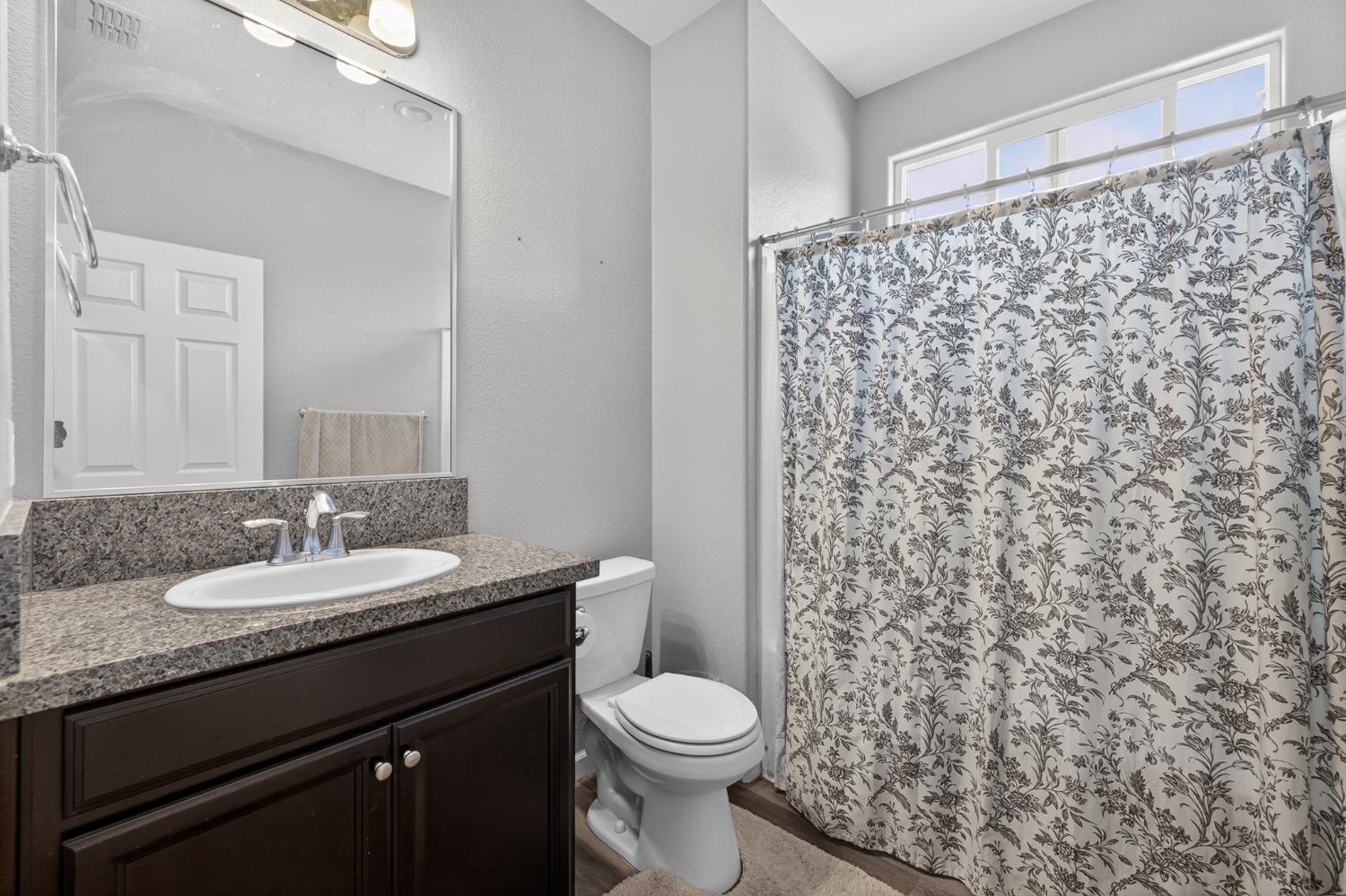 6305 W Pico Ave, Fresno, CA 93723
