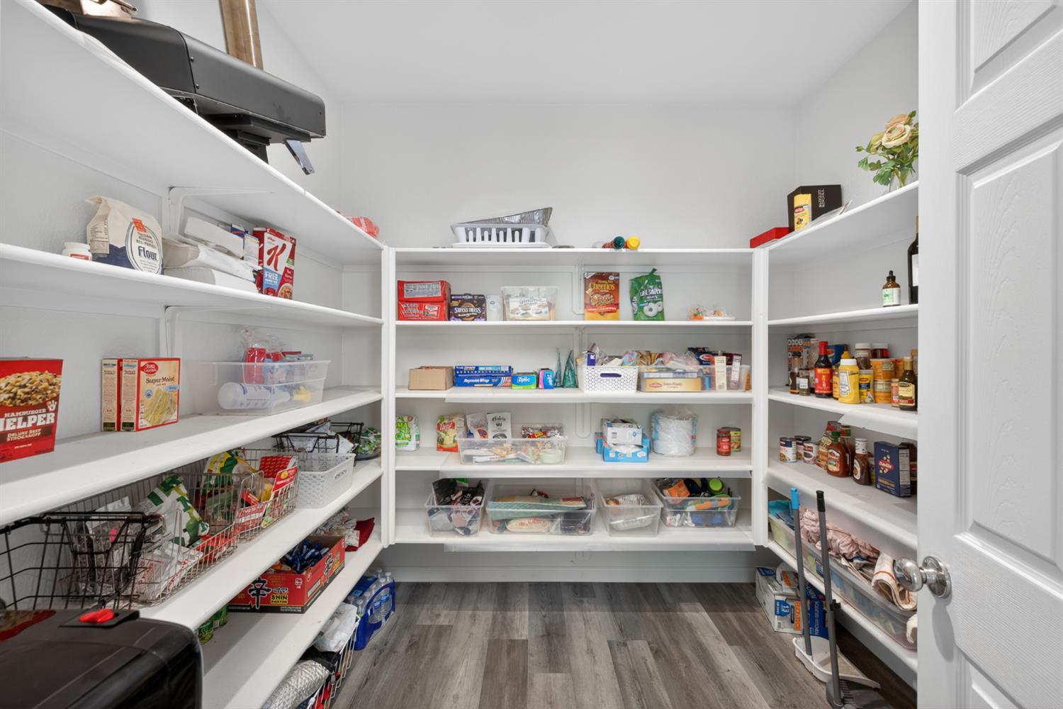 6305 W Pico Ave, Fresno, CA 93723